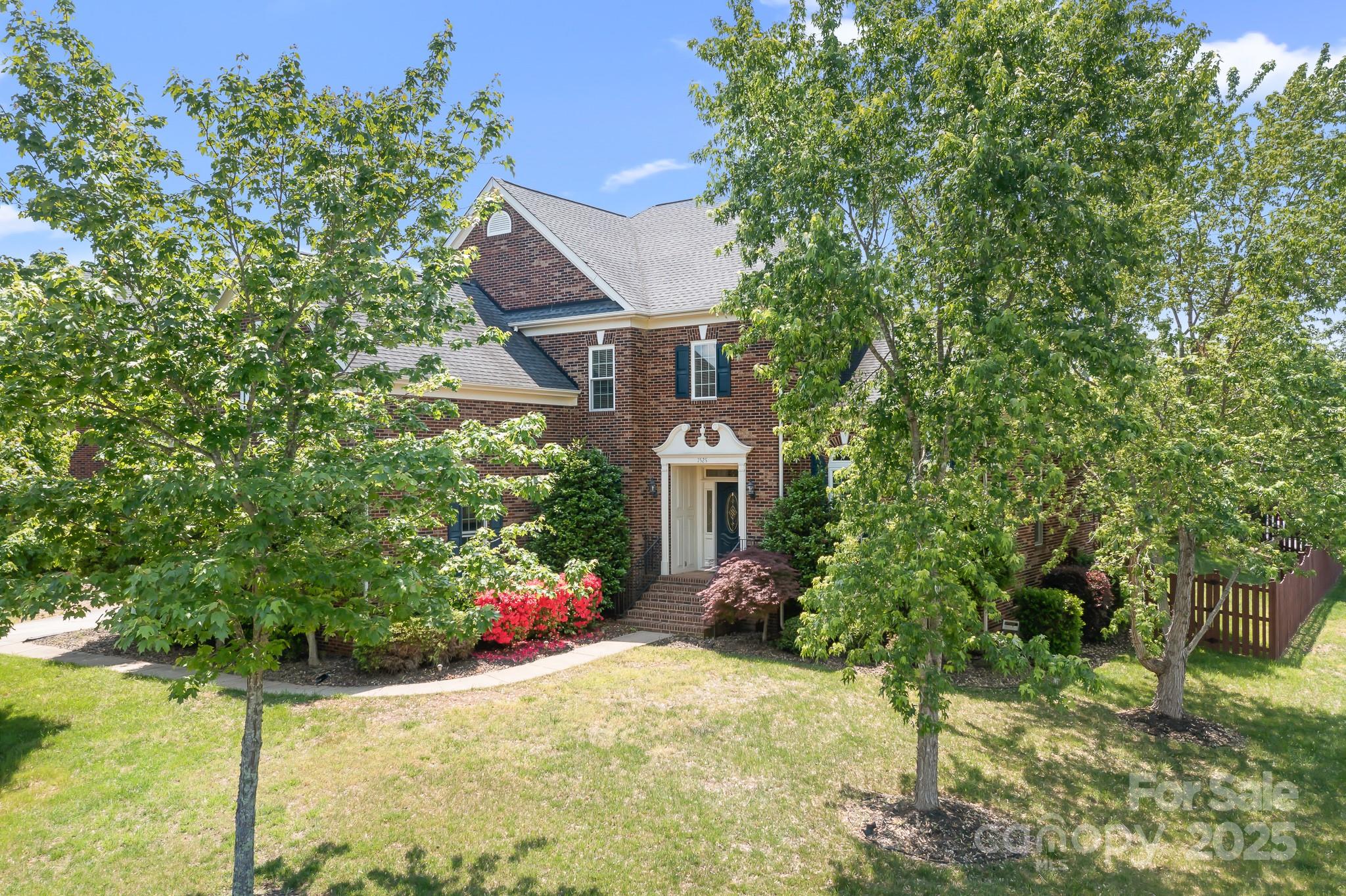 7525 Blackgum Falls Court