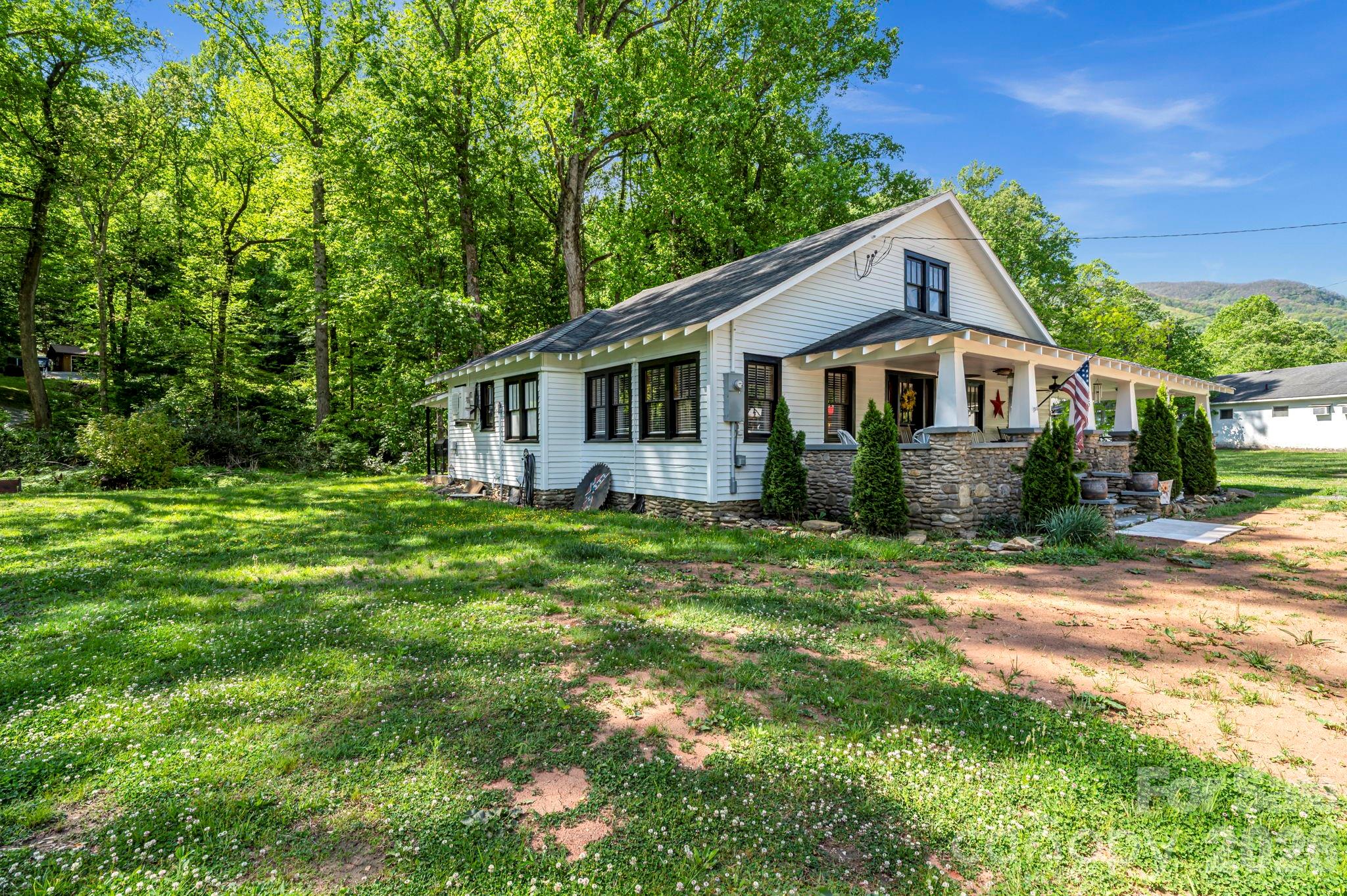 2355 Soco Road