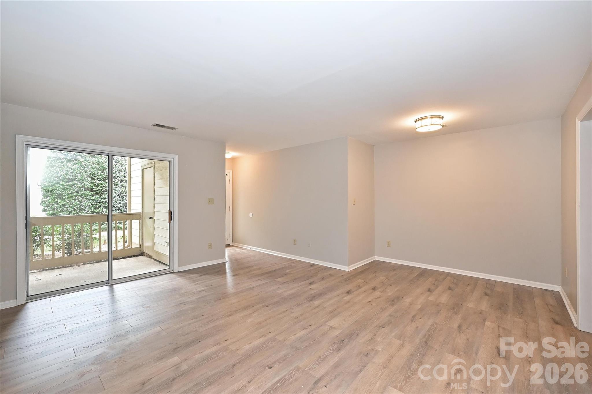 1031 Churchill Downs Court H