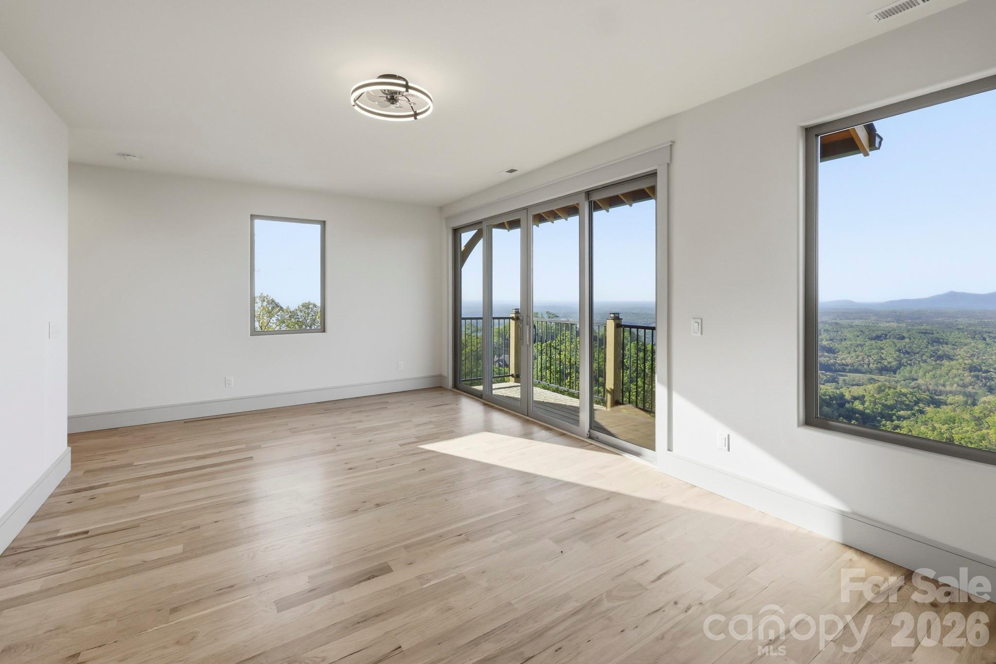 Vista At Bills Mountain - Residential