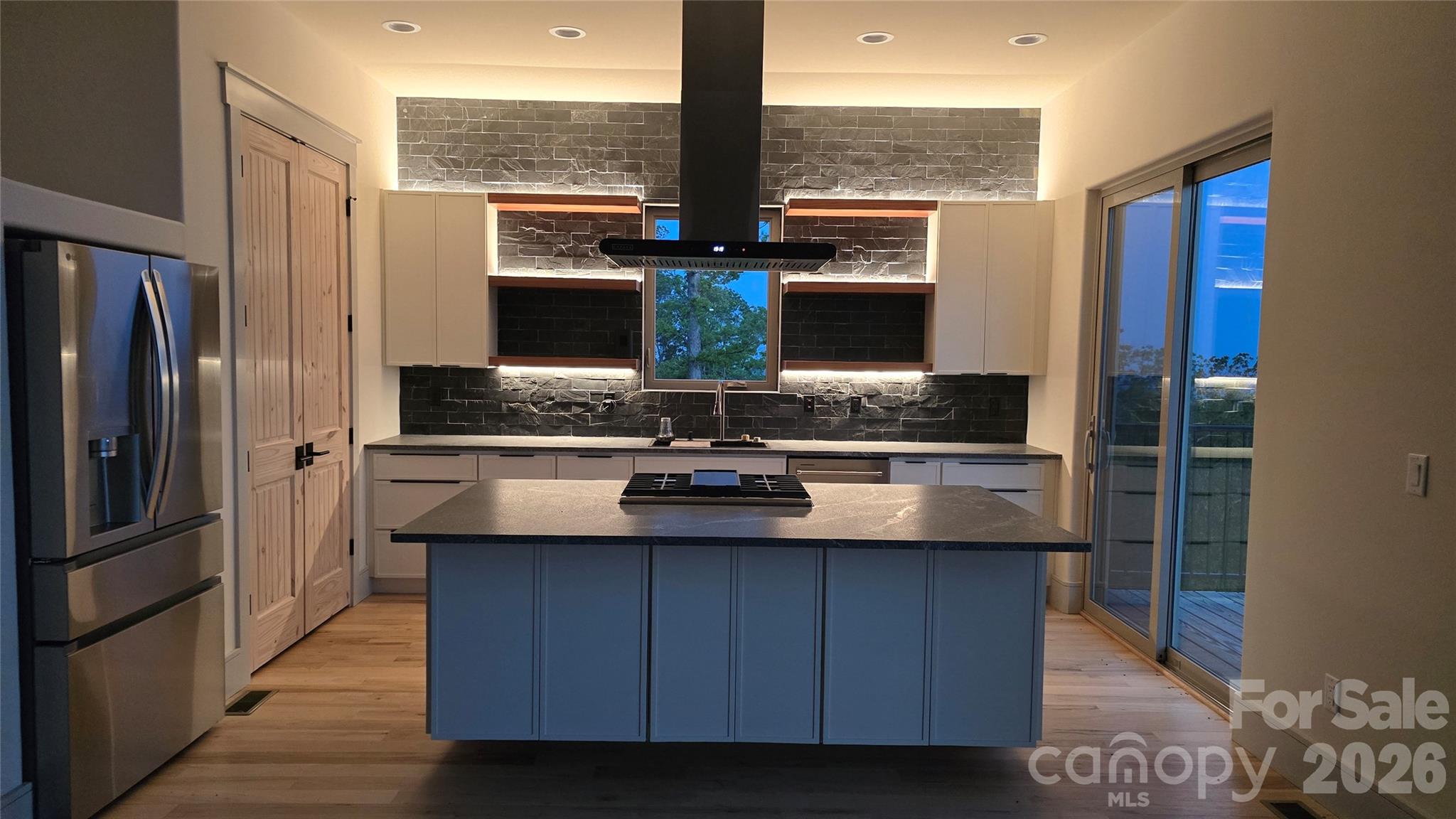 Vista At Bills Mountain - Residential