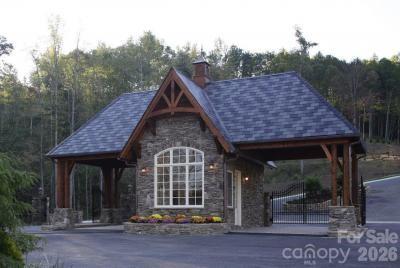 Vista At Bills Mountain - Residential