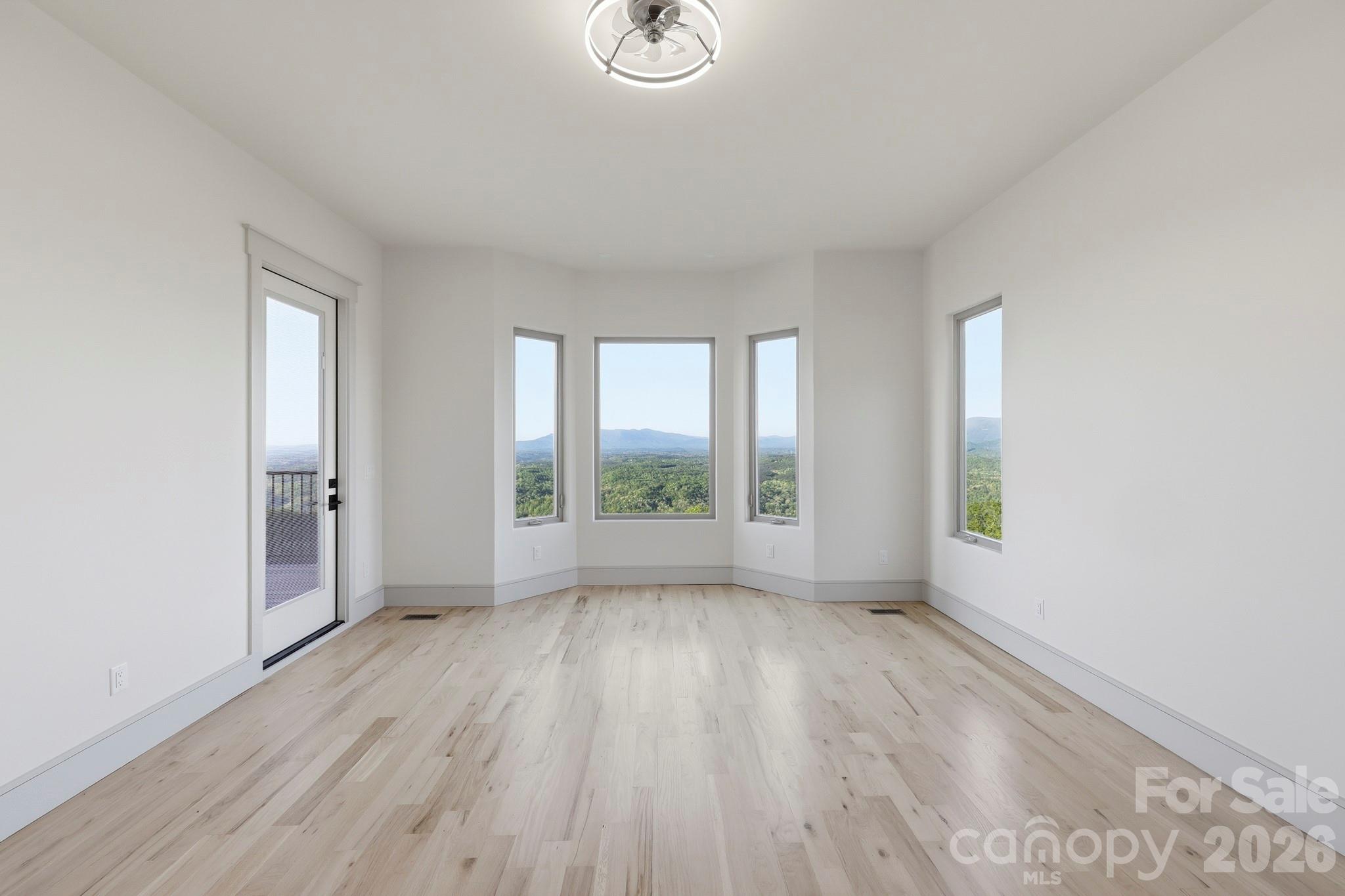 Vista At Bills Mountain - Residential