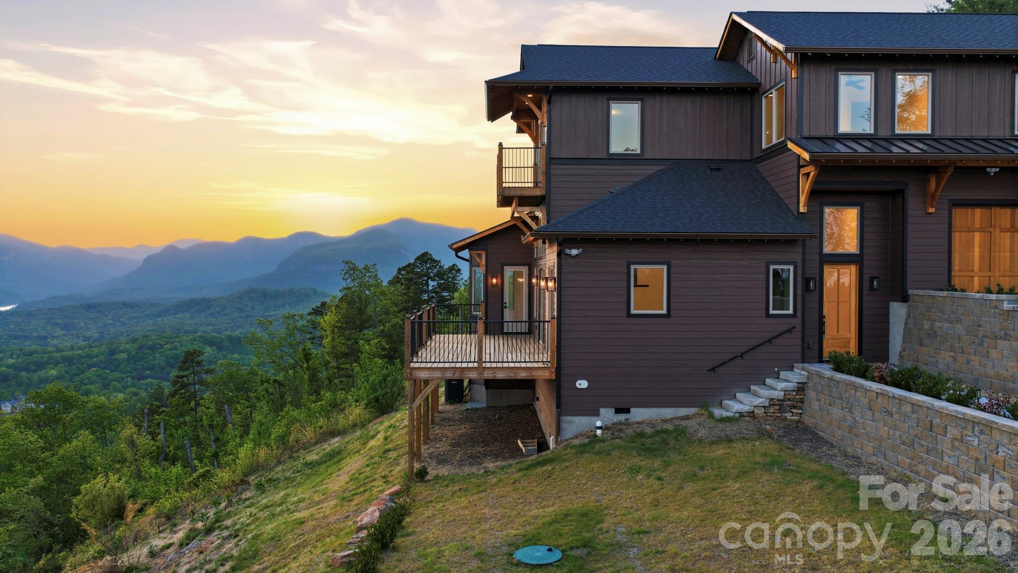 Vista At Bills Mountain - Residential