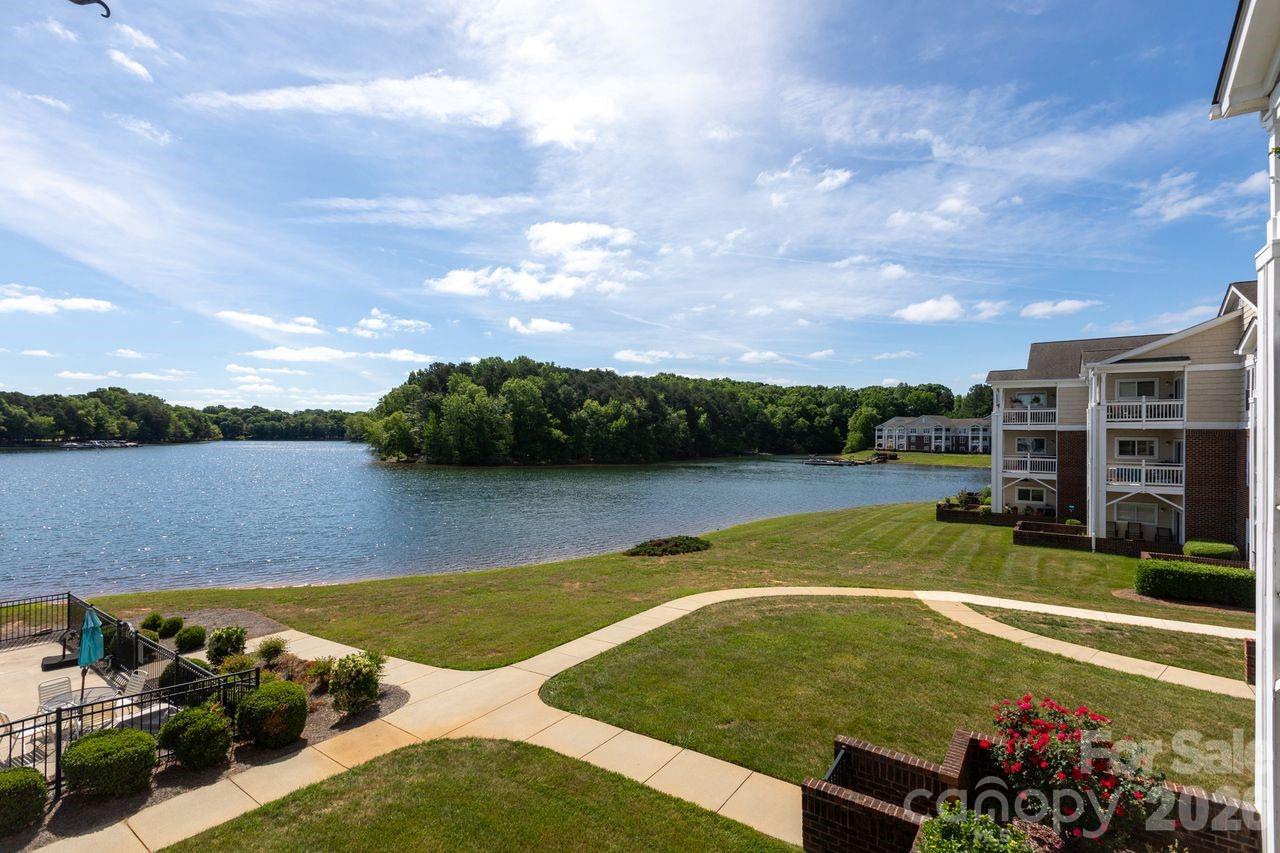 Spinnaker Point - Residential