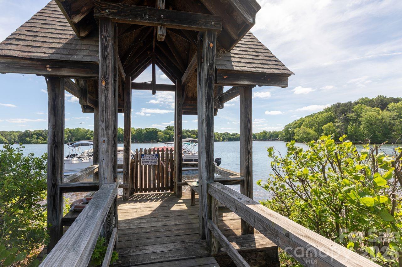 Spinnaker Point - Residential