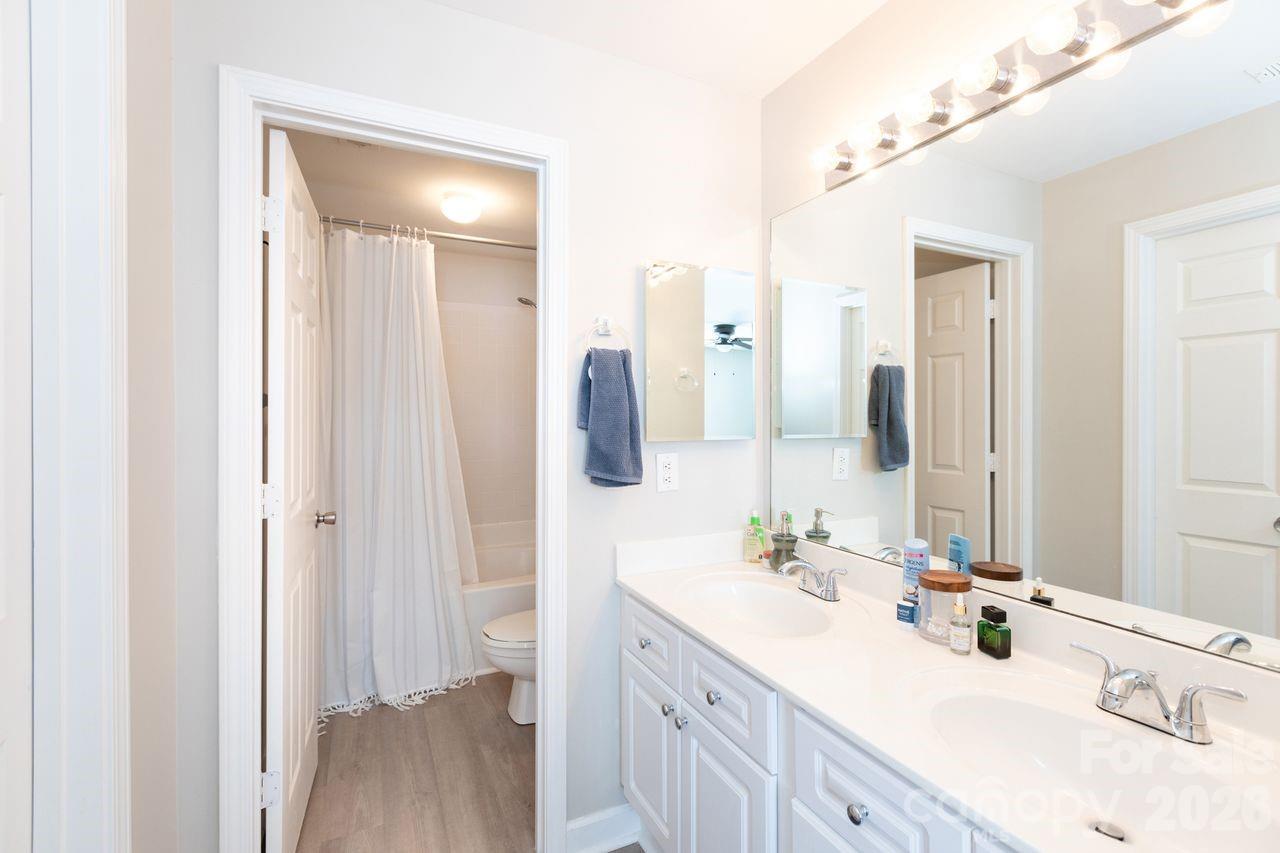 Spinnaker Point - Residential