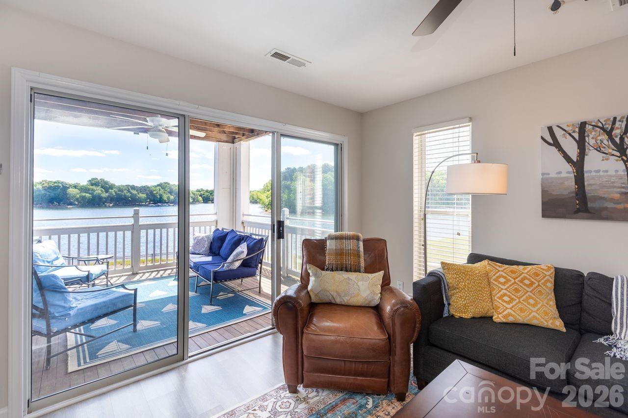 Spinnaker Point - Residential