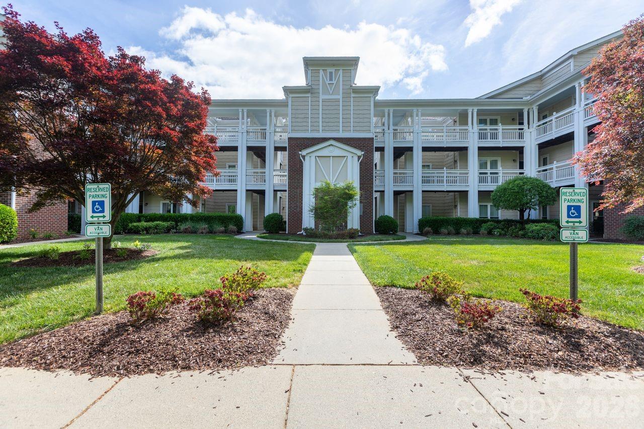 Spinnaker Point - Residential