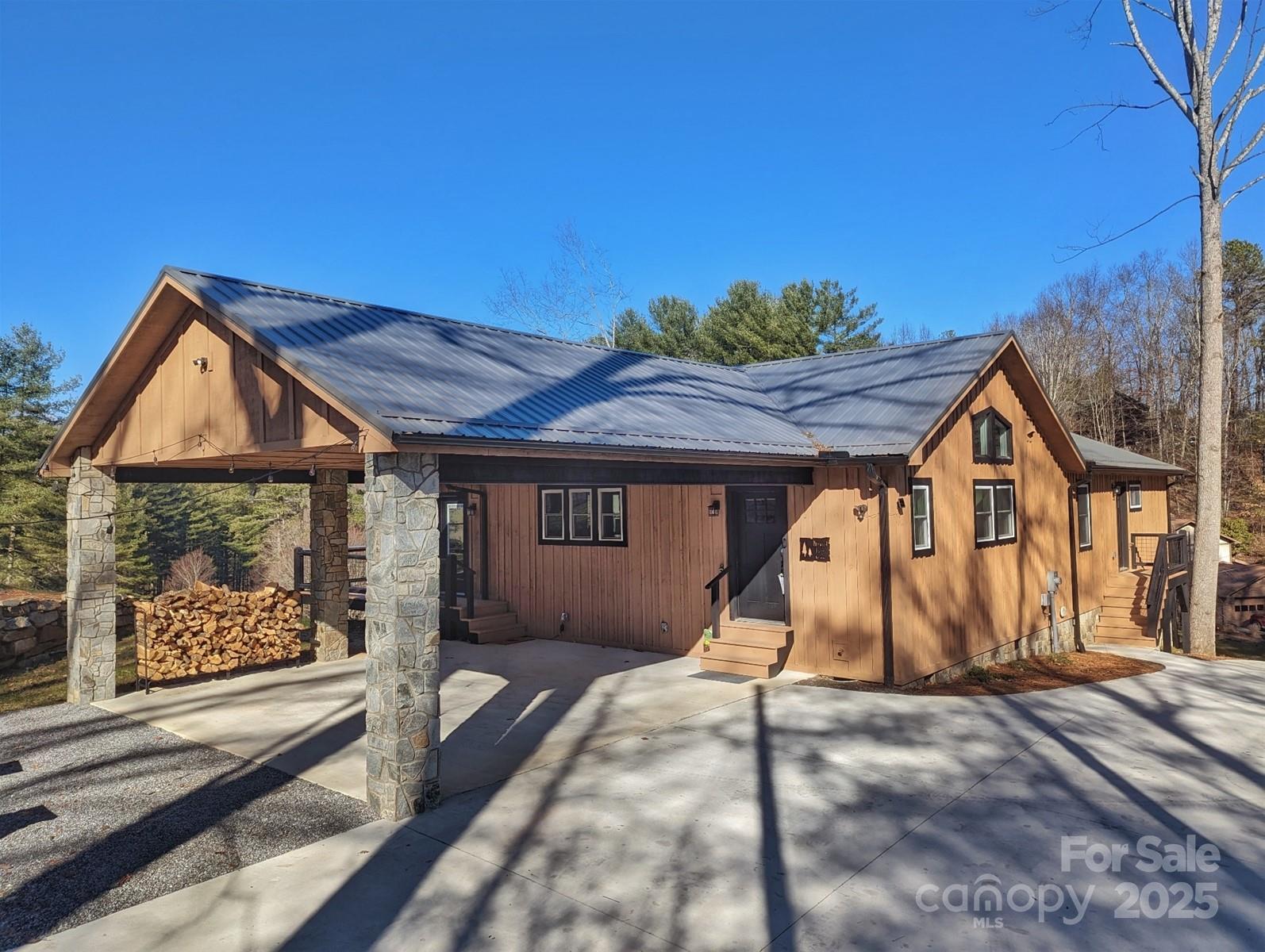600 Pinewood Drive