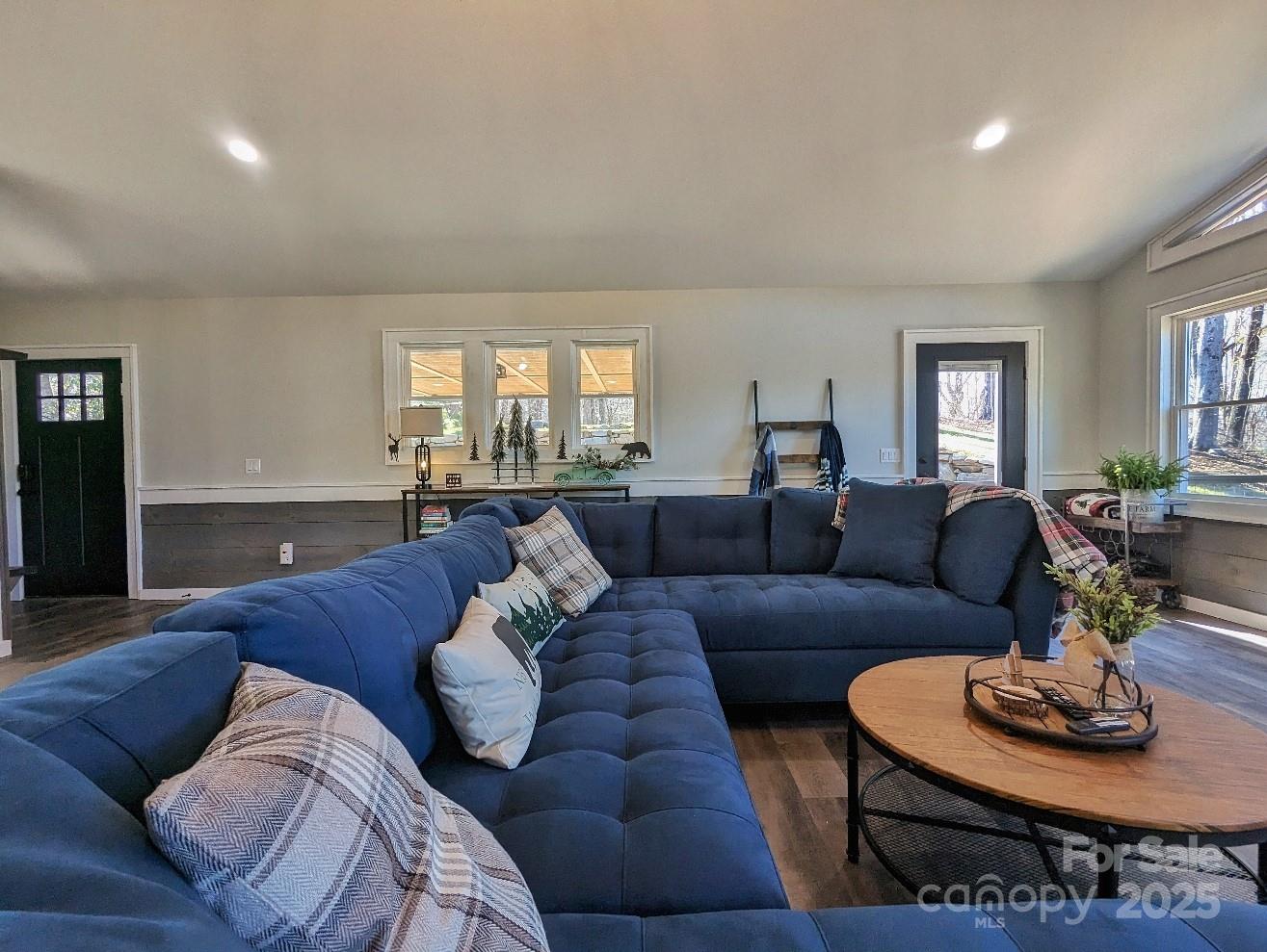 Pine Wood Heights - Residential