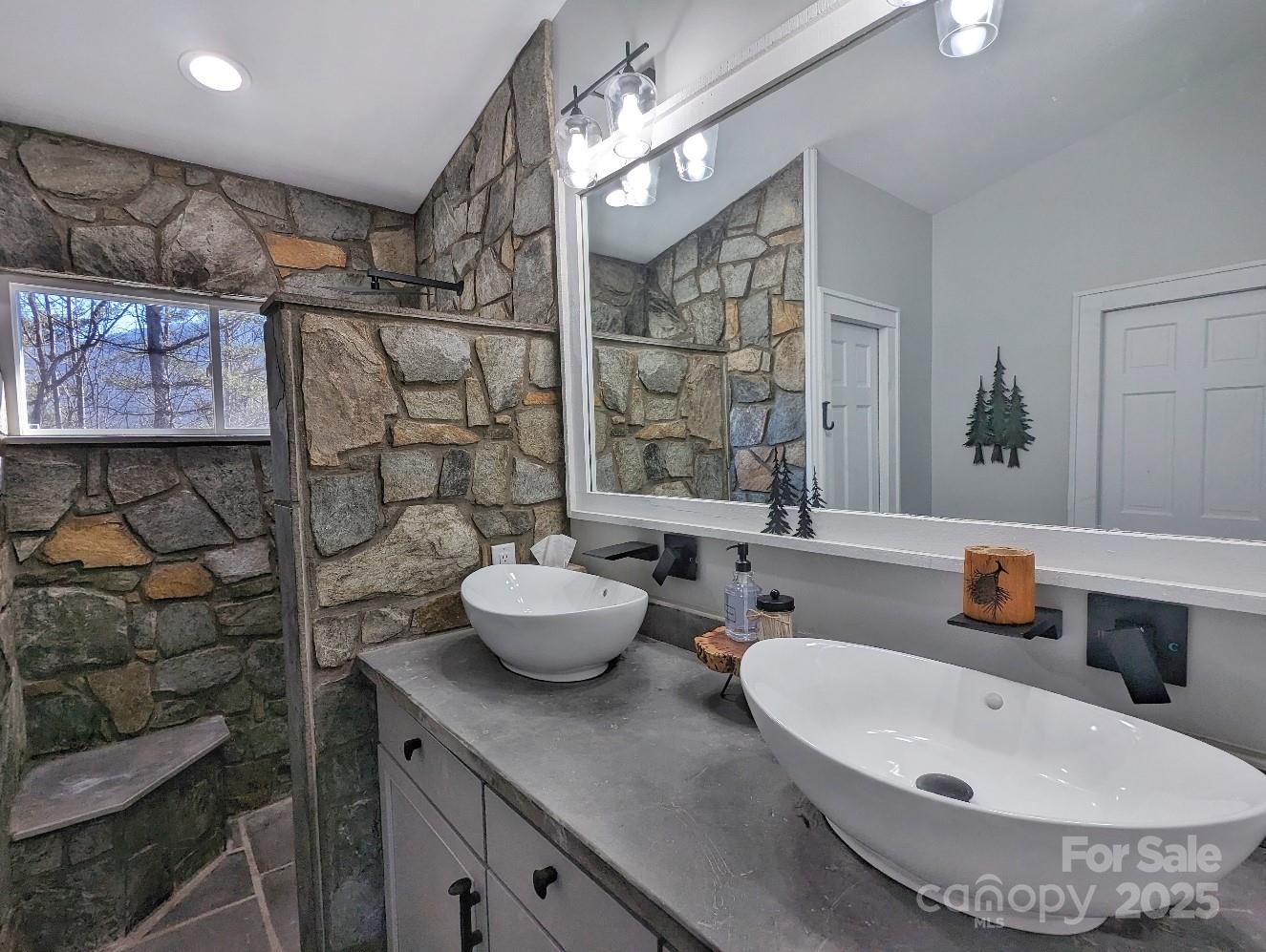 Pine Wood Heights - Residential