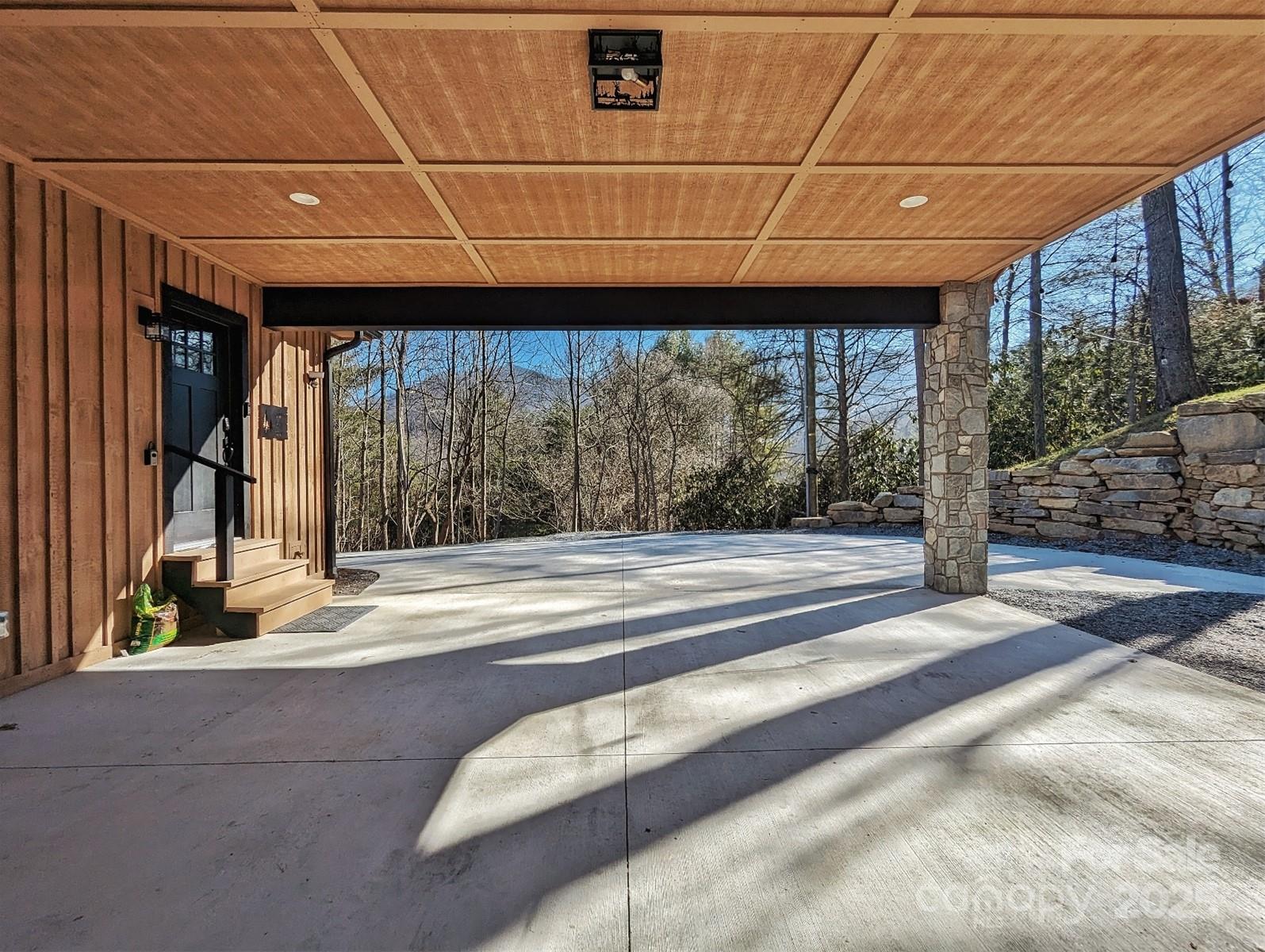 600 Pinewood Drive