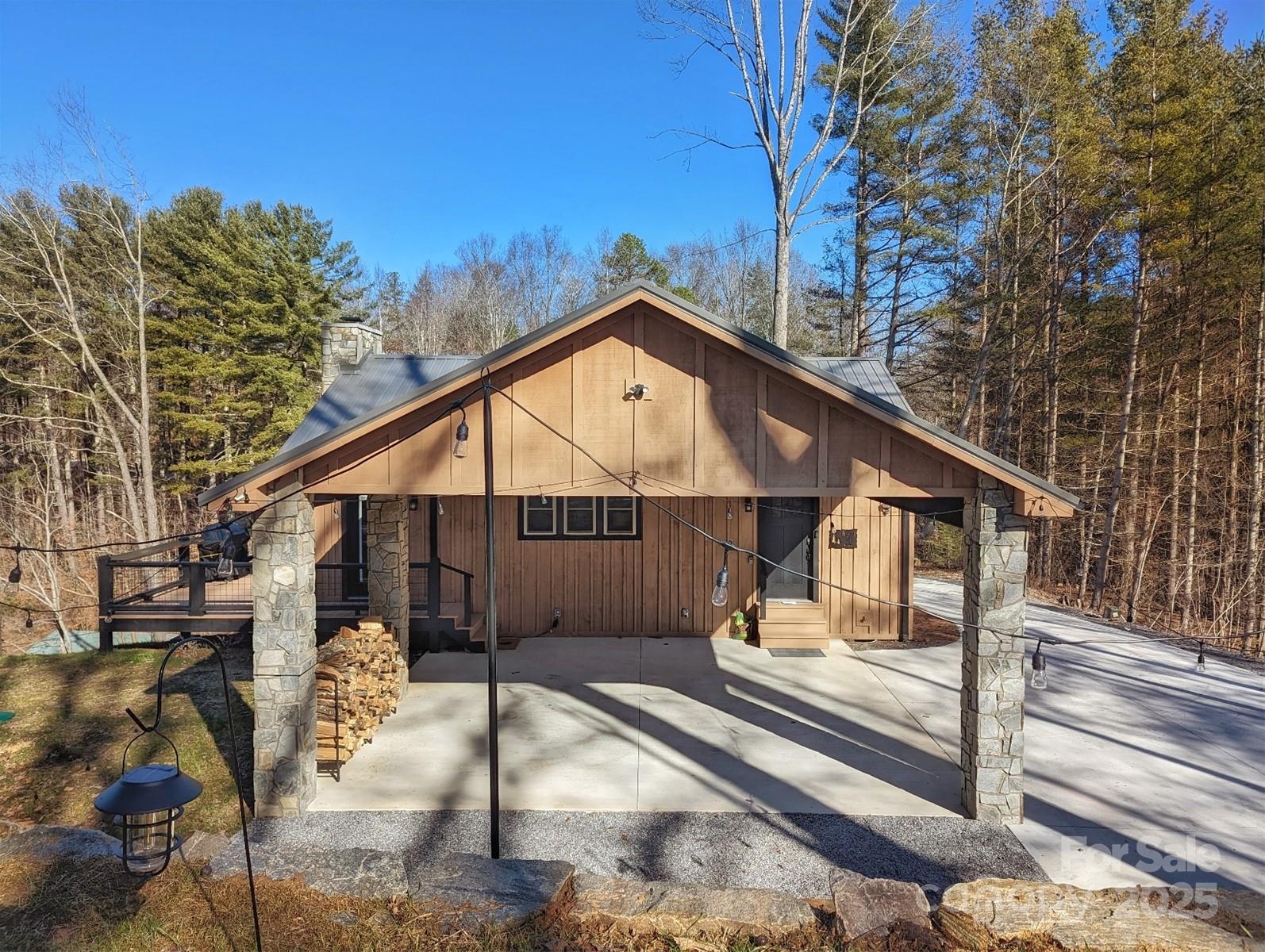 600 Pinewood Drive