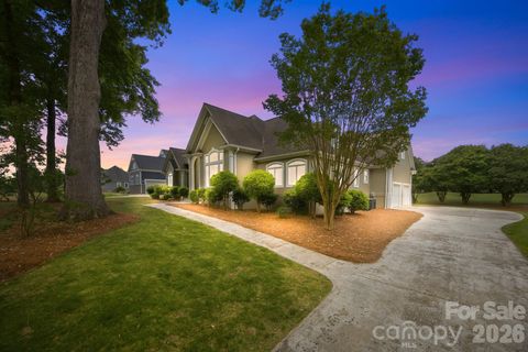 Photo of 242 Mallard Way, Mooresville, NC 28117 (MLS # 4381736)