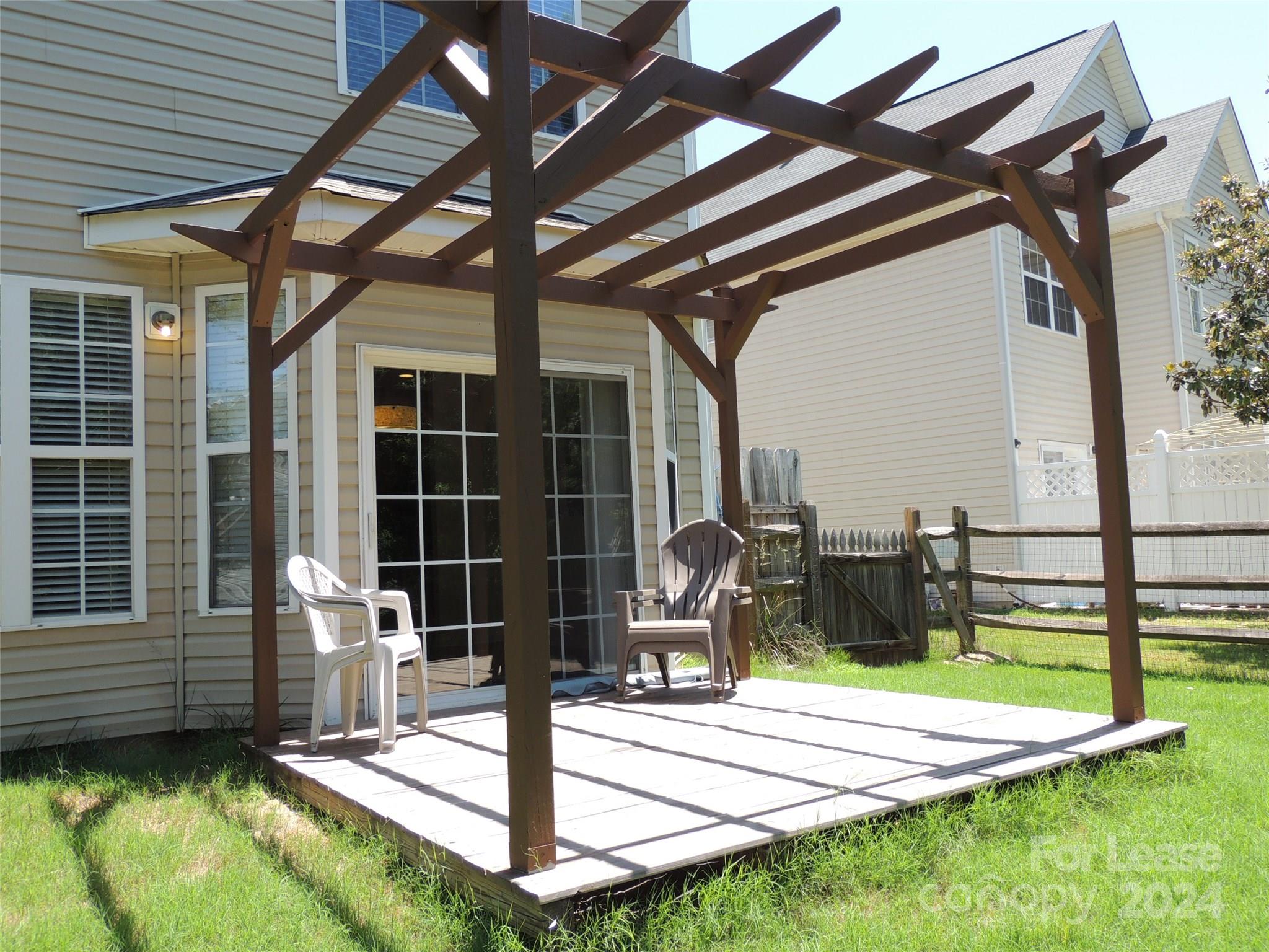 Oakbrooke - Residential Lease