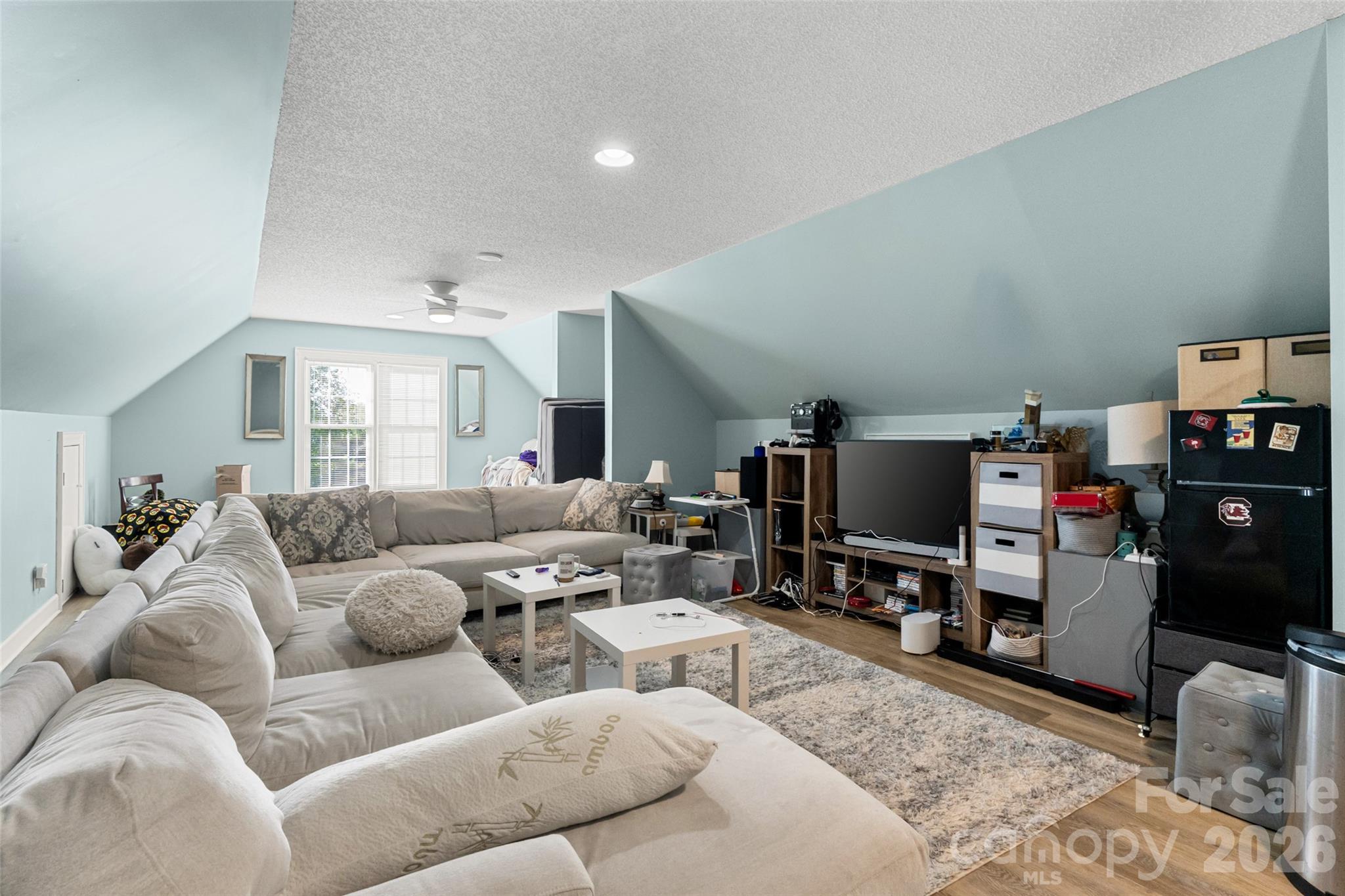 Meadow Lakes II - Residential