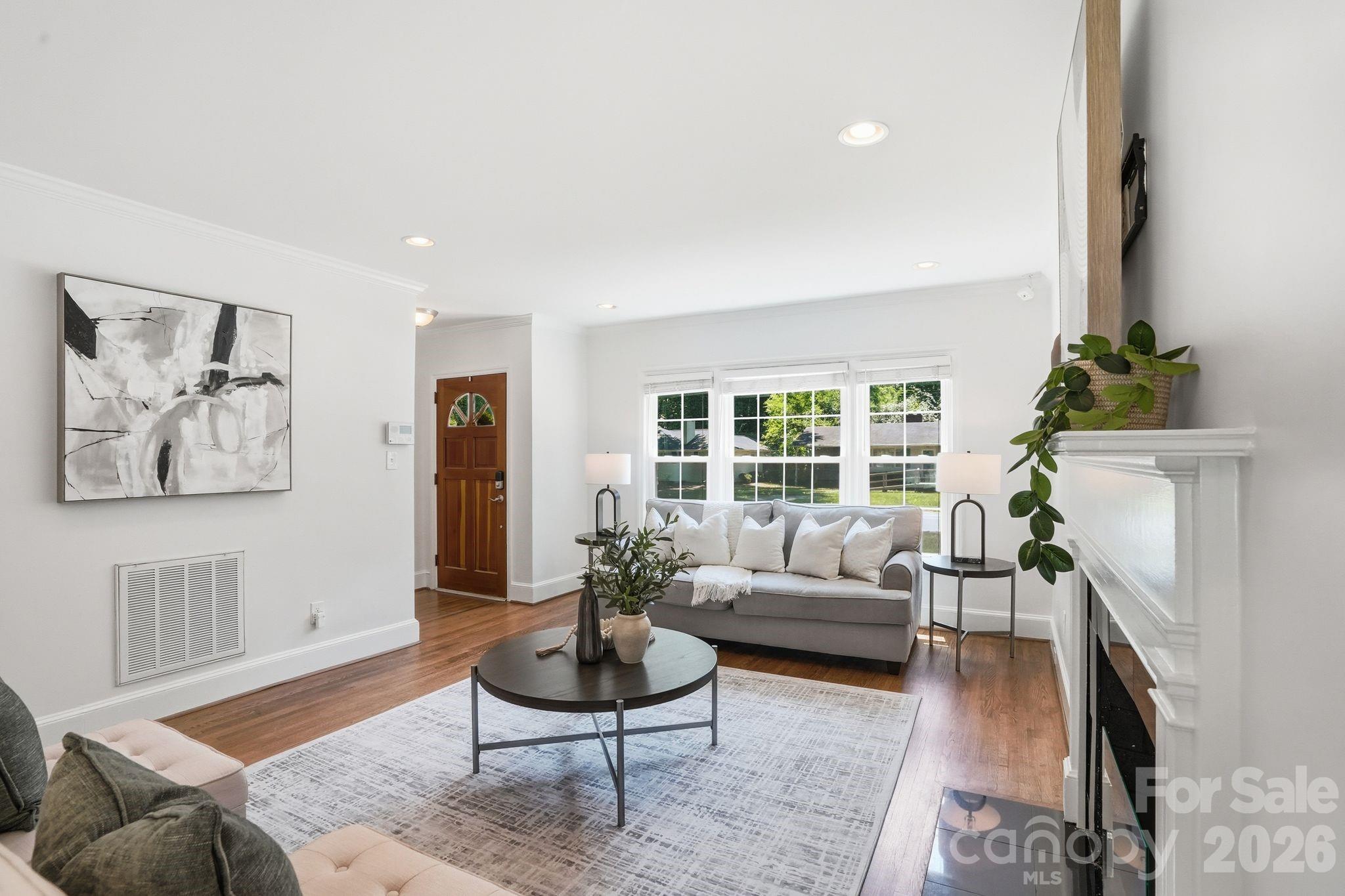5623 Wedgewood Drive