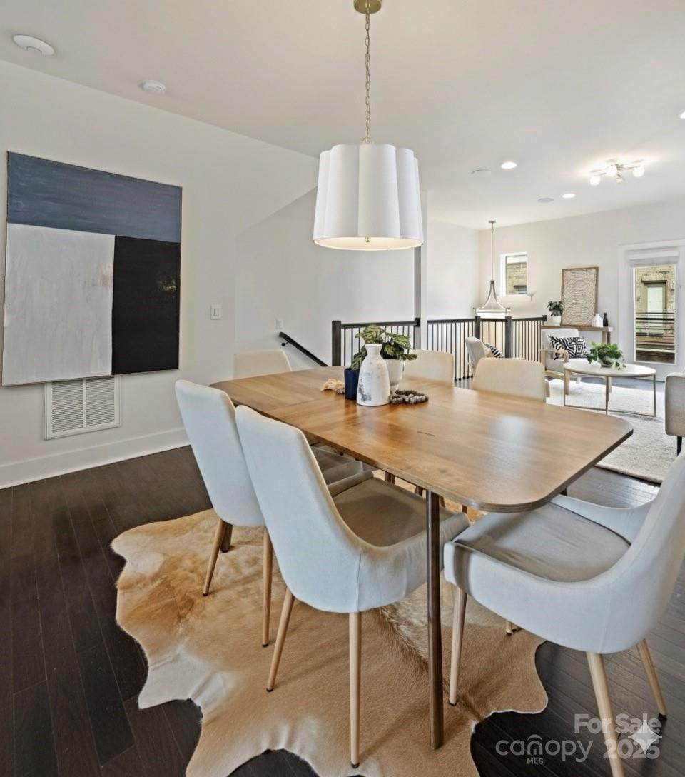 2727 Grand Union Way