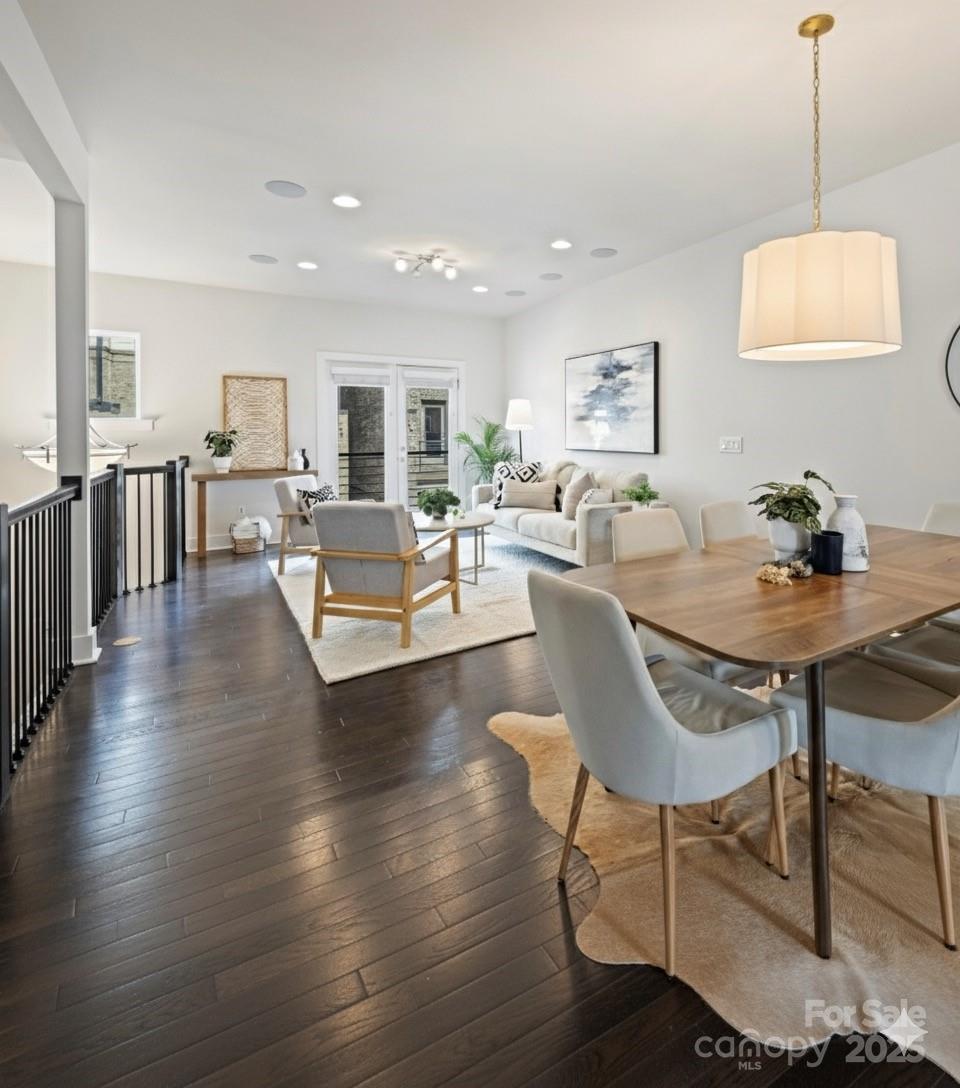 2727 Grand Union Way