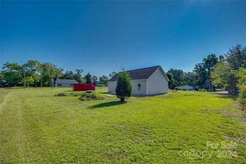 A home in Heath Springs