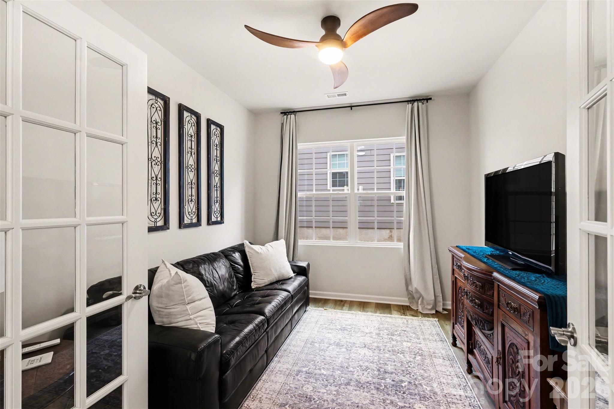 Elizabeth - Residential