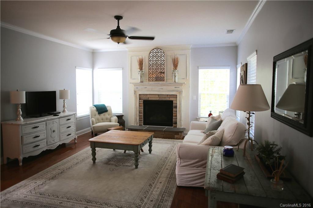 Oakton - Residential