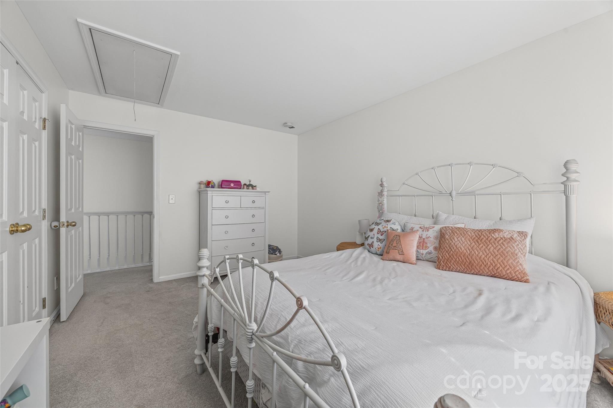 Knightsbridge - Residential