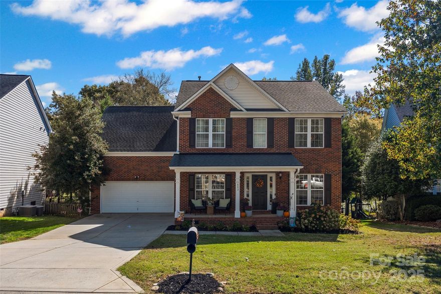 Beautiful home in Desirable neighborhood of Knightsbridge in Fort Mill!  This 1 backs up to small lake and fenced backyard with tons of room for the family to run around.  The shed has electricity for dad too!  She shed, man cave or just storage!  4 bedrooms, 2 1/2 baths, new updated kitchen complete with new cabinetry and oversized island.
The 4th bedroom could be a bonus room also!  Home is on a cul de sac and private.  This 1 has formal dining room and an office on main floor.  Huge pantry!  Primary bedroom has trey ceiling and updated double vanity bathroom. 1/2 bath has been redone too with breadboard and new vanity.  Amazing school district!  Close to I77 for easy commute to Charlotte or south to Rock Hill and beyond. Jungle gym in backyard to remain.  neighborhood offers great amenities of pool, dog park, clubhouse and tennis courts.  Come see this 1 quick!  Enjoy the rocking chair front porch!