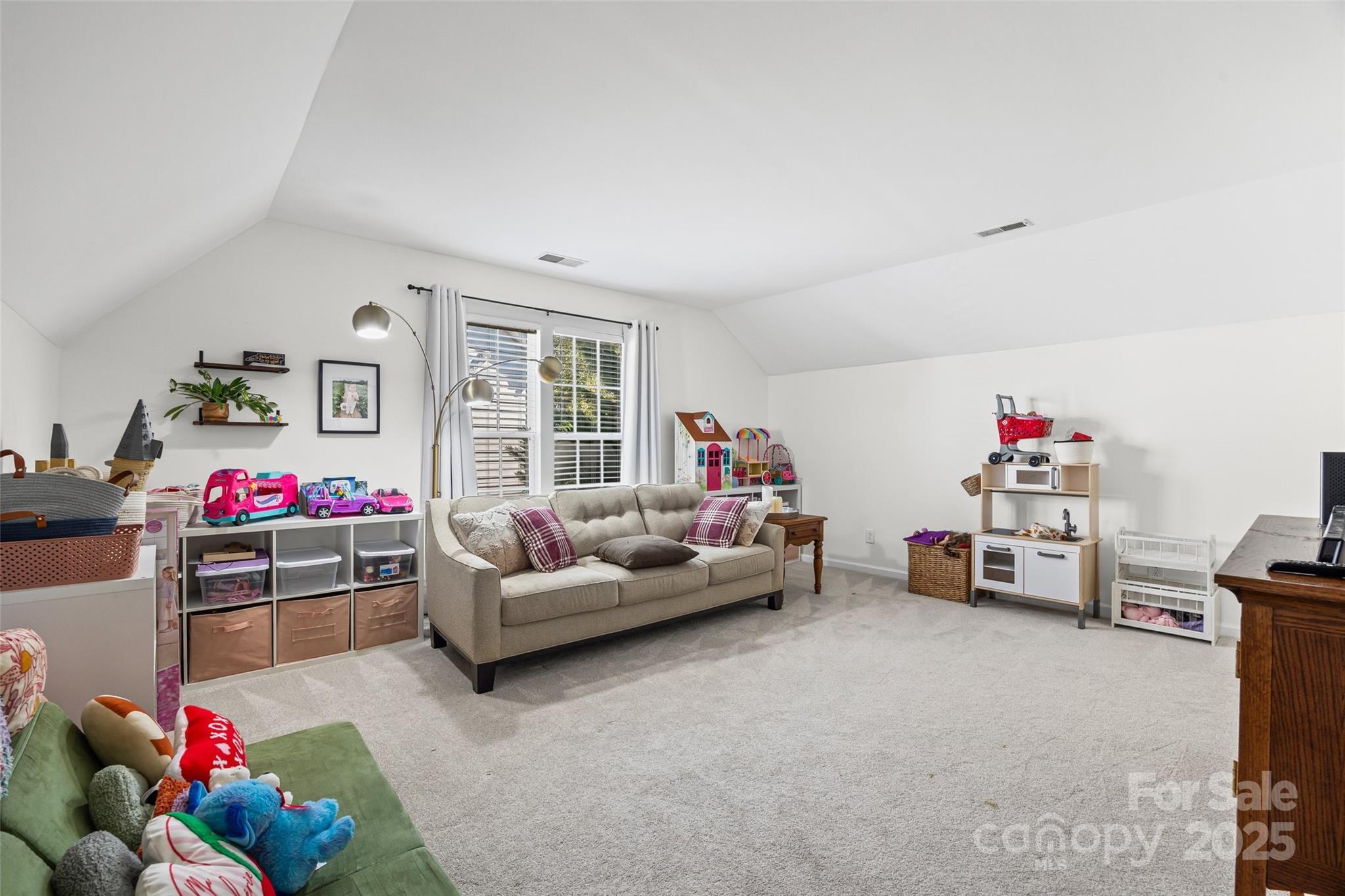 Knightsbridge - Residential