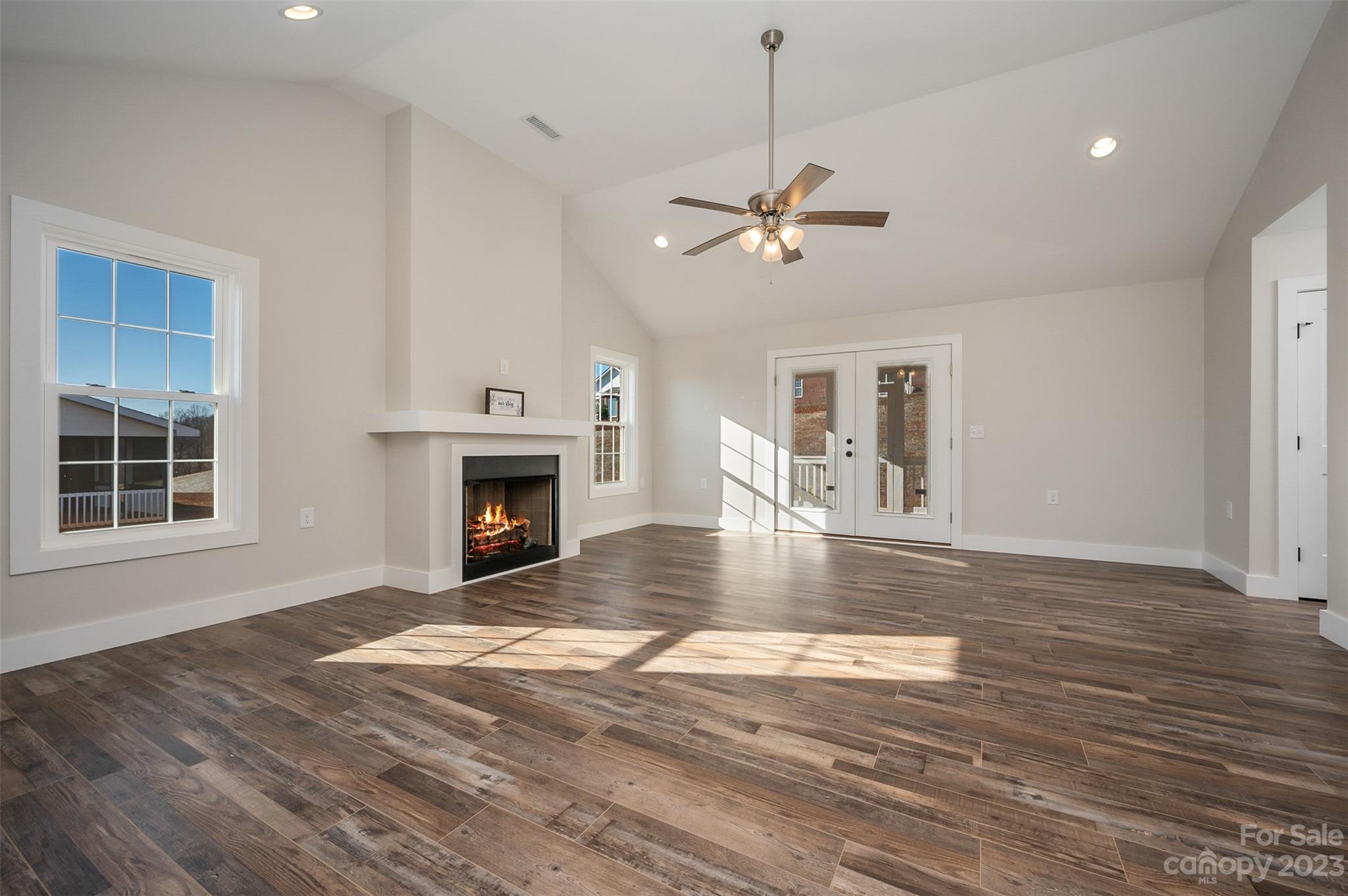 Sparks Crossing - Residential