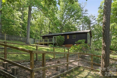 38 Nixon Terrace Asheville NC 28805
