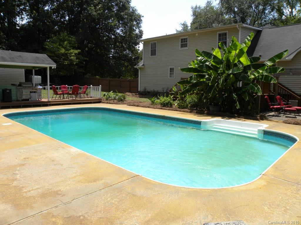 Forest Hills - Residential