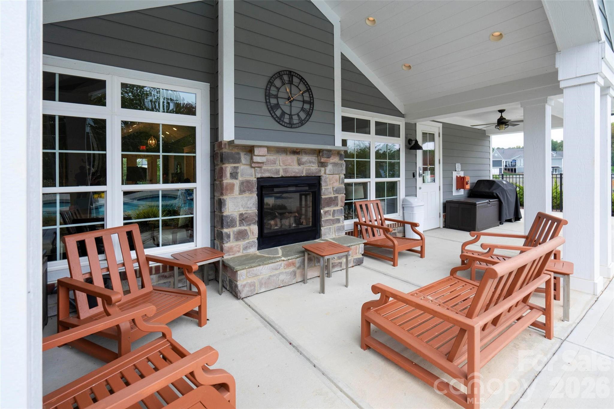 The Courtyards on Lake Norman - Residential
