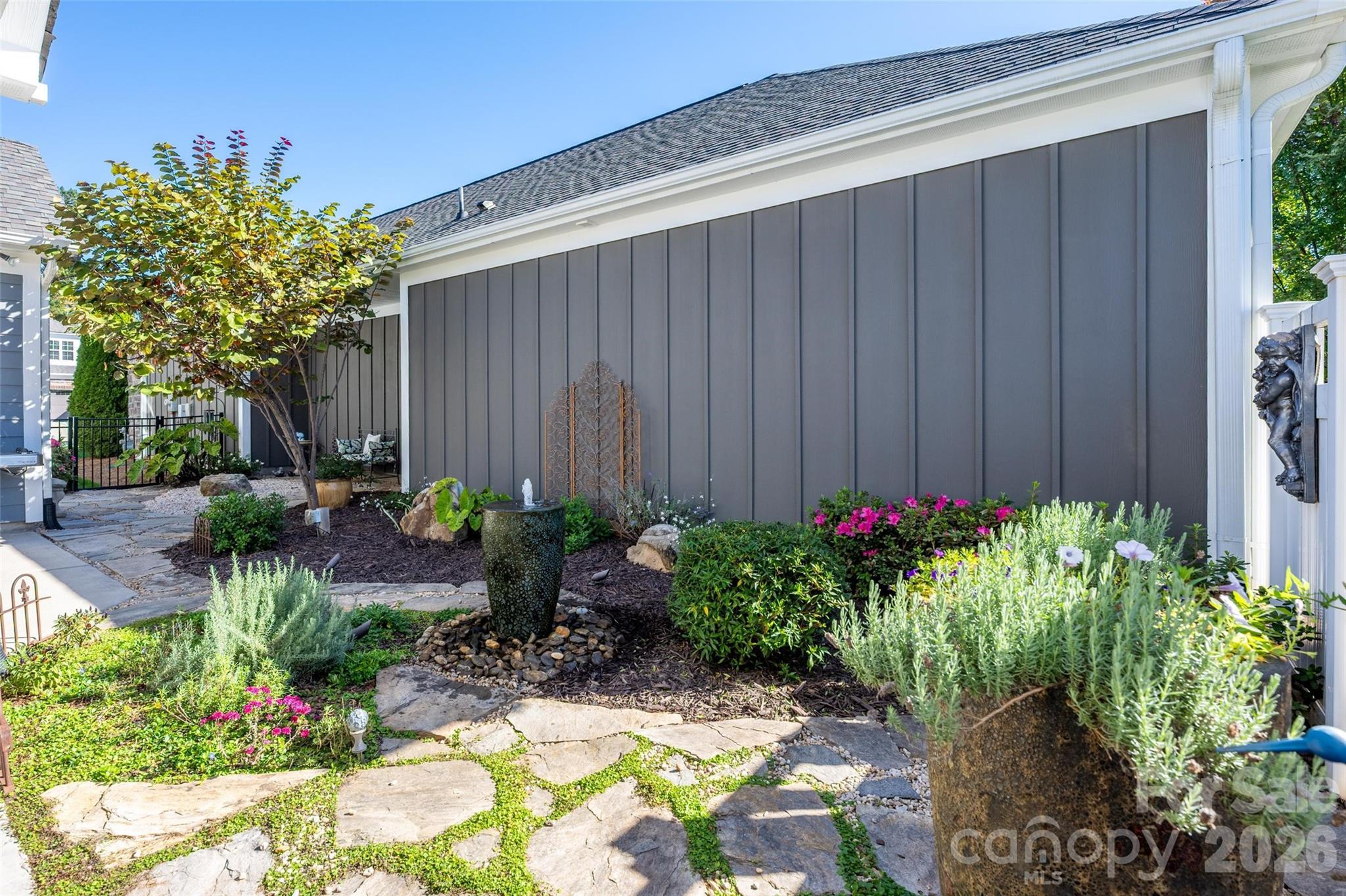 The Courtyards on Lake Norman - Residential