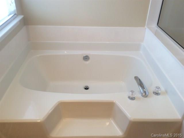 Mt Isle Harbor - Residential Lease