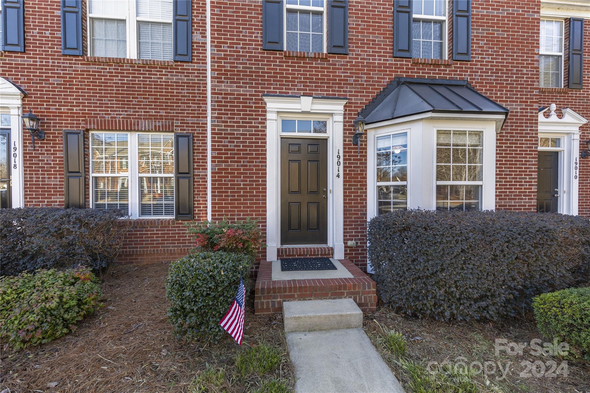 Lake Norman Cove at Jetton - Residential