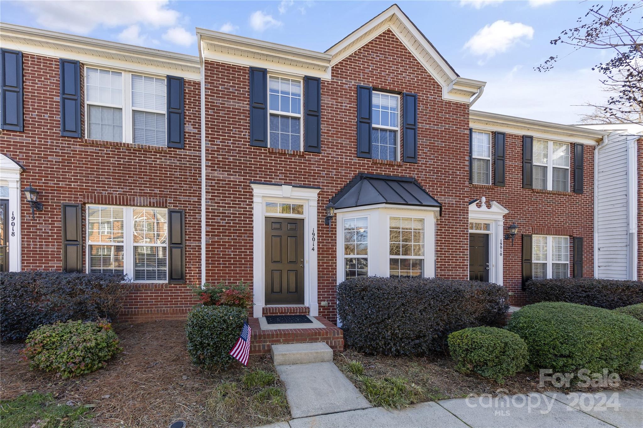 Lake Norman Cove at Jetton - Residential