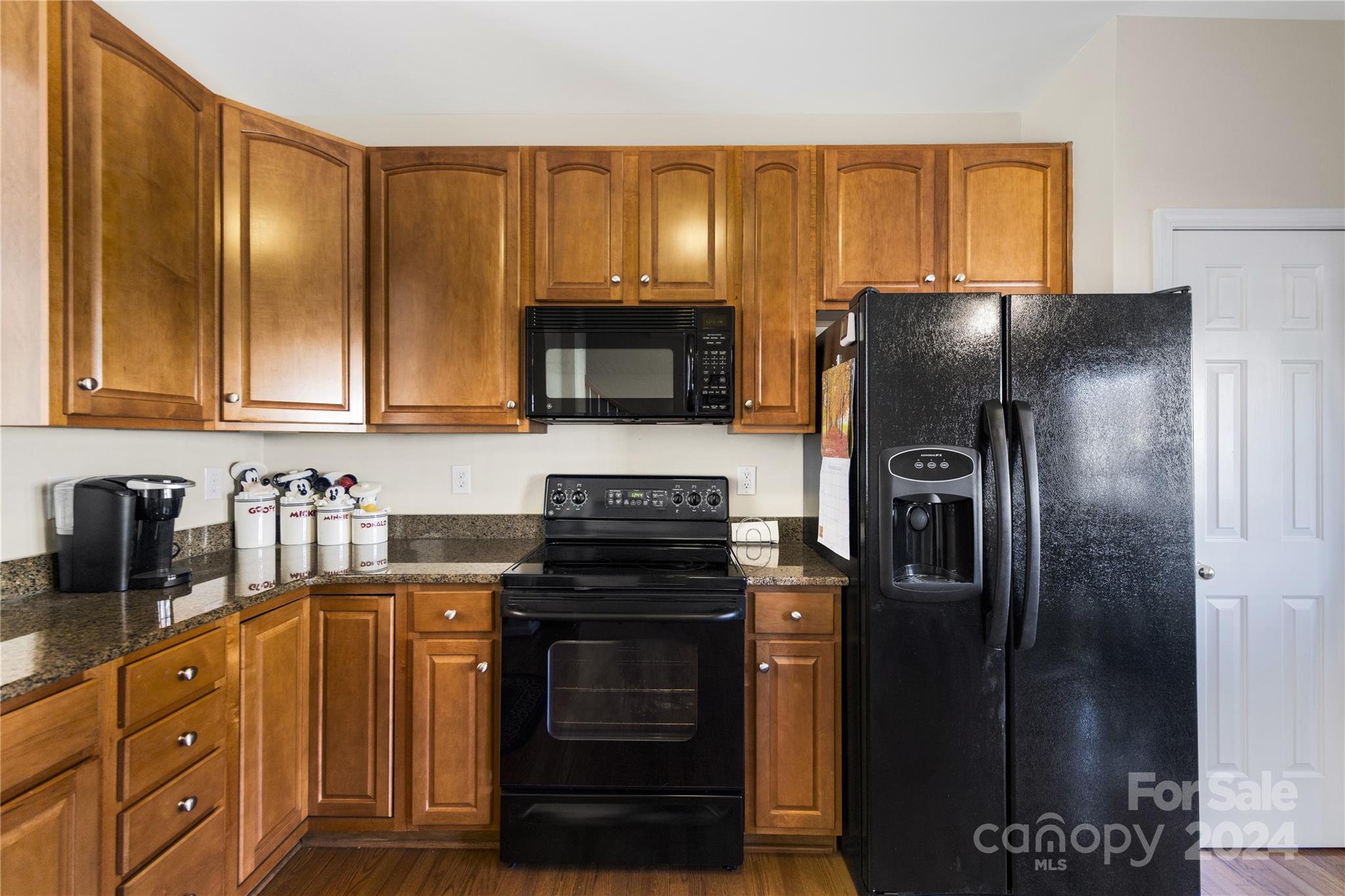 Lake Norman Cove at Jetton - Residential