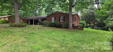 Photo of 141 Brady Lane, Statesville, NC 28625 (MLS # 4381837)