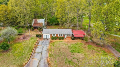 Photo of 10370 Hartsell Road, Midland, NC 28107 (MLS # 4128477)