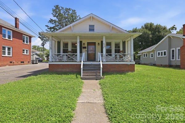 313 S RIDGE AVE, KANNAPOLIS, NC 28083 - Image b778da4f06caaba76c5c1d442bf066b5/1768003236
