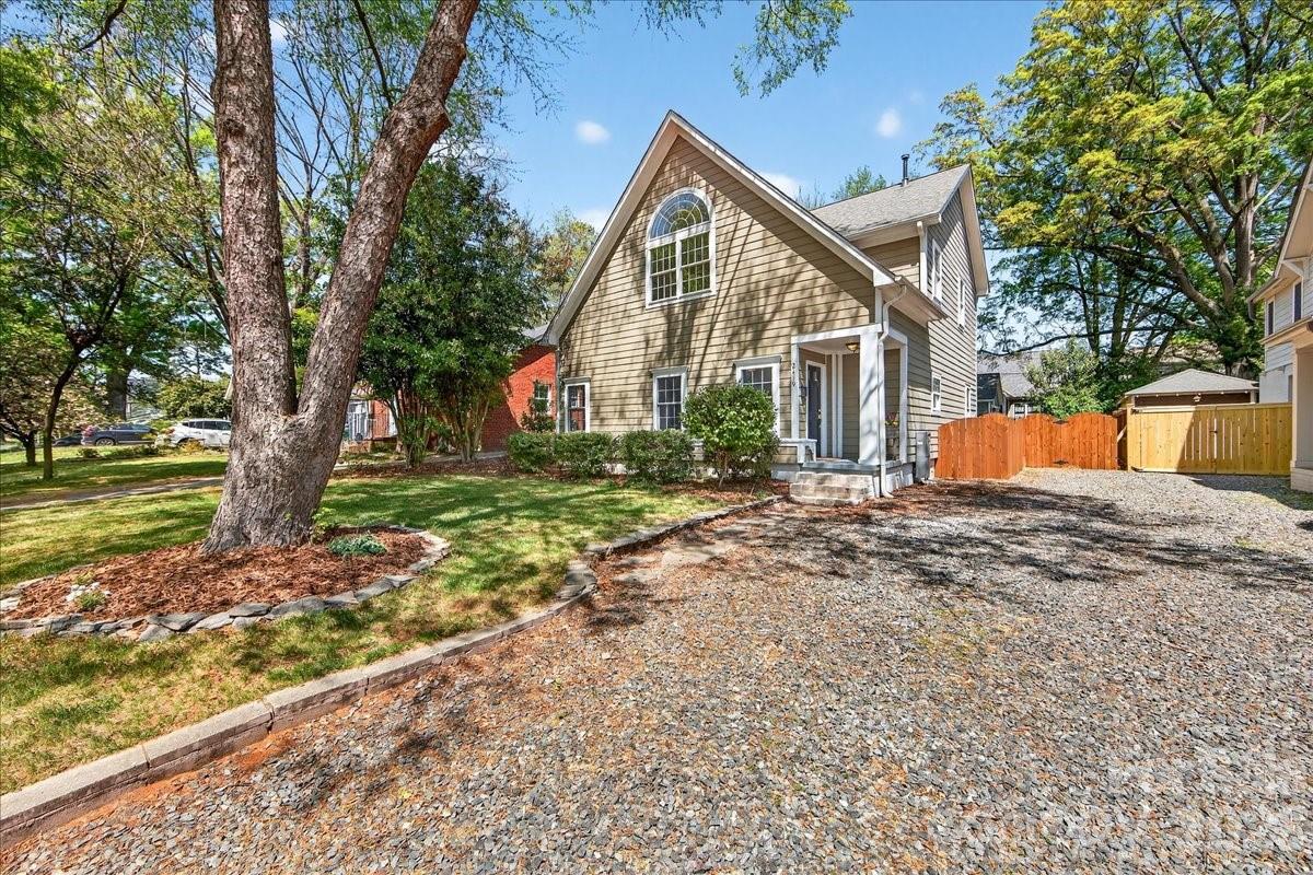 2419 Chesterfield Avenue