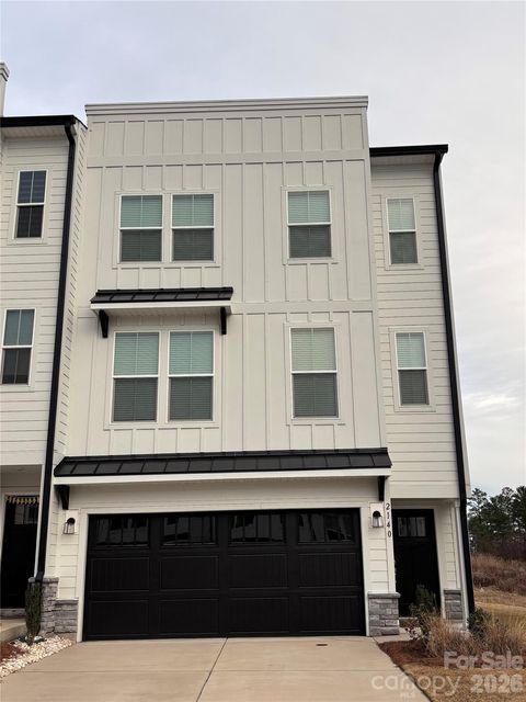 Photo of 2140 Barrowcliffe Drive NW, Concord, NC 28027 (MLS # 4335098)