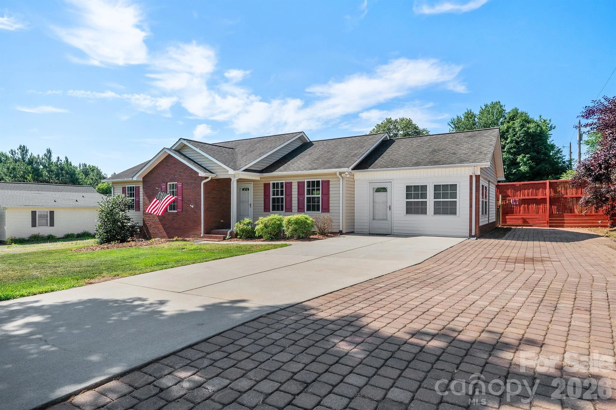 114 Glenwood Valley Drive, Harmony, NC, 28634