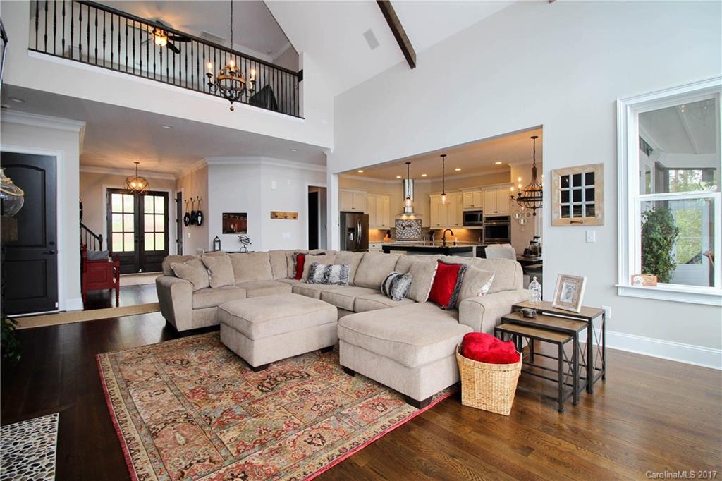 Lake Shore - Residential