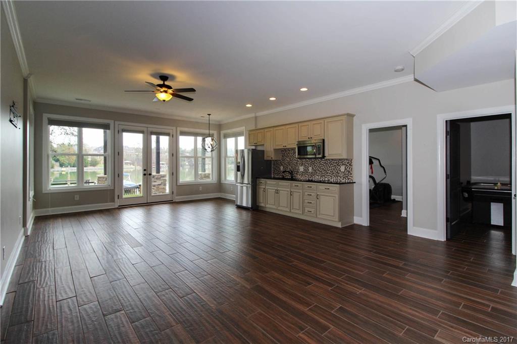 Lake Shore - Residential