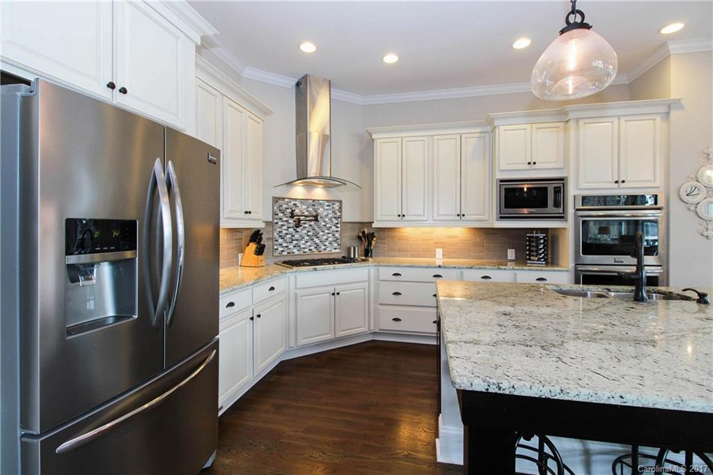 Lake Shore - Residential