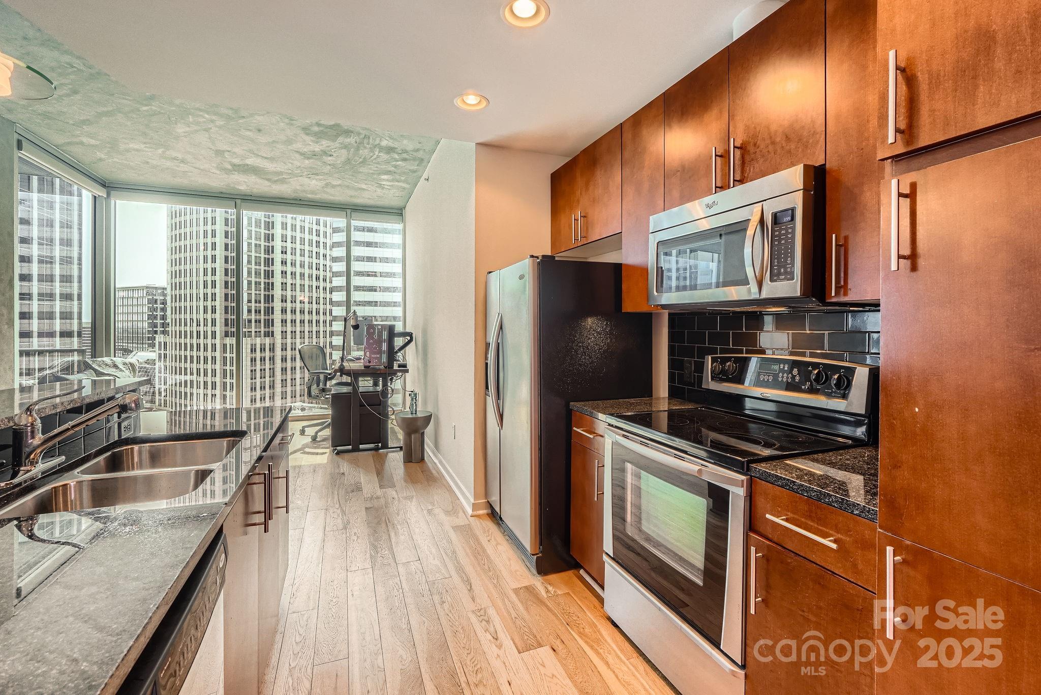 210 N Church Street 1507