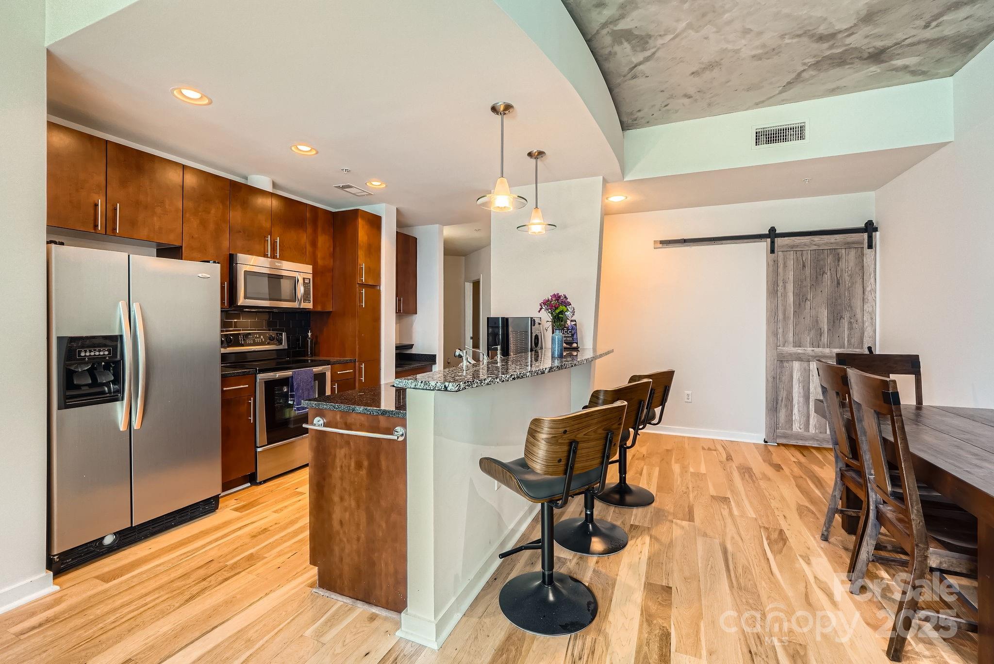 210 N Church Street 1507